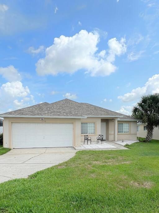 Luxury Modern Pool House Close To Theme Parks Four Bedrooms *