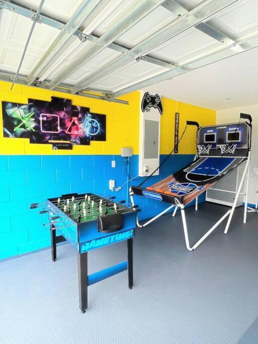 Holiday home Luxury Modern Pool House Close To Theme Parks Four Bedrooms Kissimmee